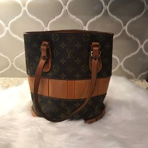 Louis Vuitton Bucket PM Monogram Canvas Purse
